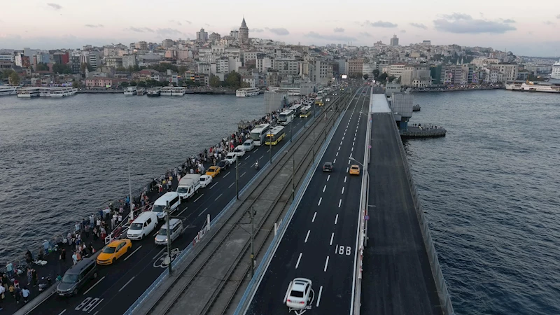 GALATA KÖPRÜSÜ’NDEKİ ÇALIŞMA PLANLANANDAN ÖNCE BİTİRİLDİ