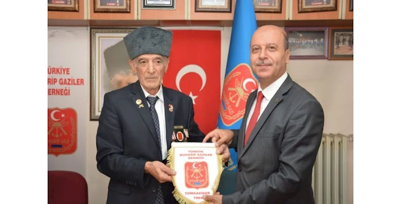 Başkan Bozkurt; Mukaddesat uğruna canlarını siper eden ve bu uğurda şehit olmayı göze alan gazilerimizin #GazilerGünü