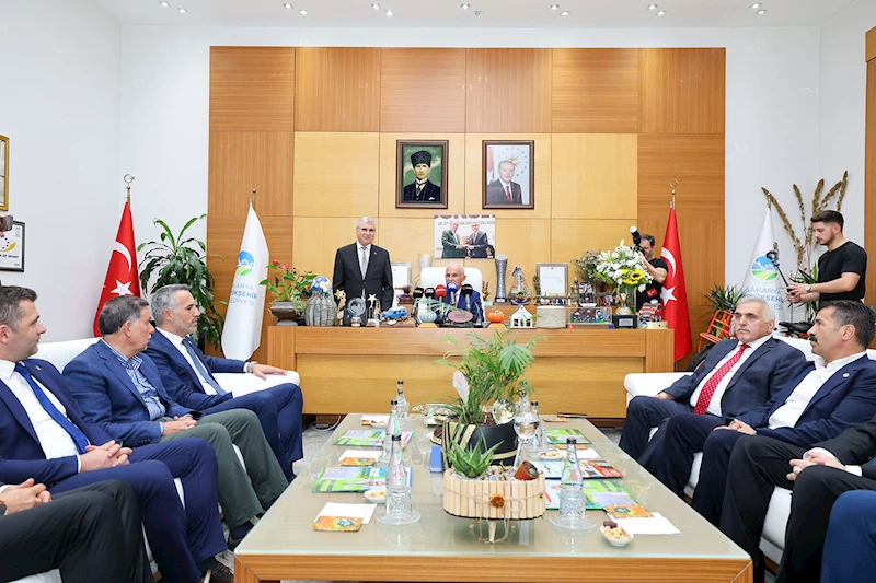 Başkan Yüce, Genel Başkan Yardımcısı Yılmaz’ı ağırladı “Şehrimize en iyi hizmeti sunmak için gayretle çalışıyoruz”