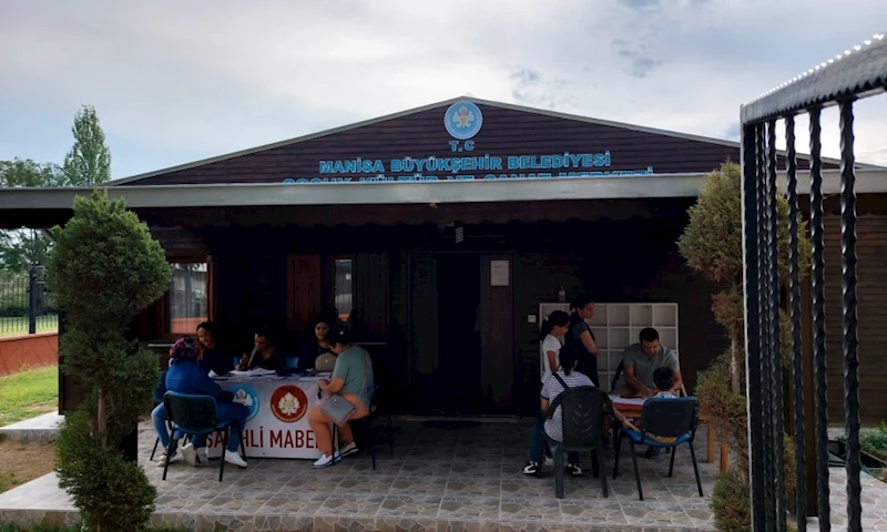 Manisalılardan ÇKSM’lere Büyük İlgi