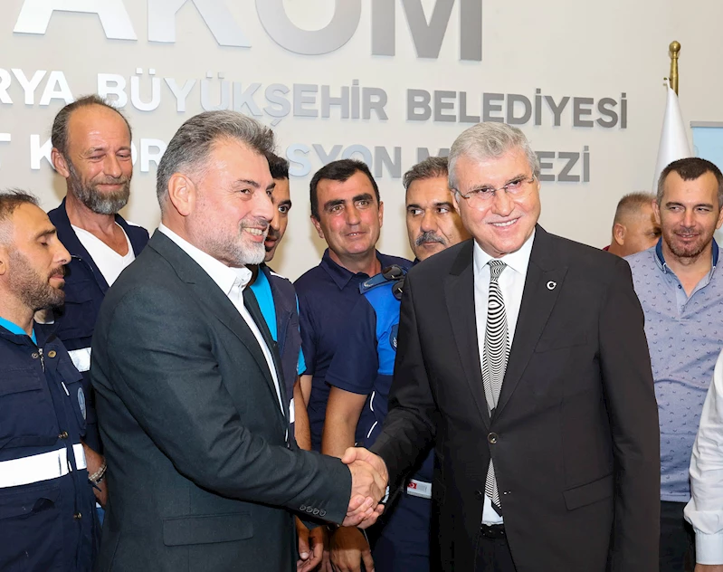 Büyükşehir’de emekçiyi sevindiren bir zam daha: Başkan Yüce Cumhurbaşkanı Erdoğan’ın o sözünü hatırlattı