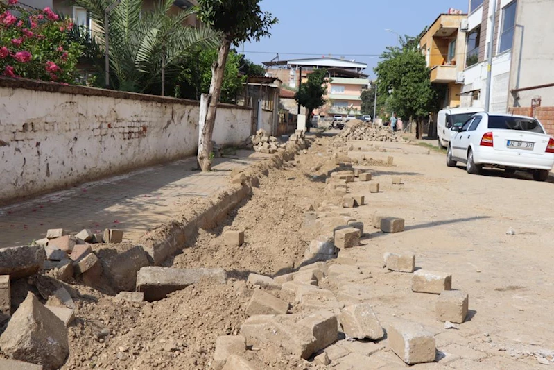 BAŞKAN ÖZCAN TALİMAT VERDİ       AYDOĞDU’DA SOKAKLAR BAKIMA ALINDI