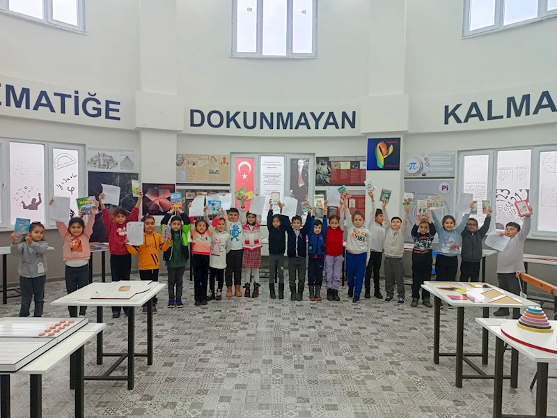 KARNESİNİ ALAN ÇOCUKLAR MATEMATİK MÜZESİNDE BİR ARAYA GELDİ
