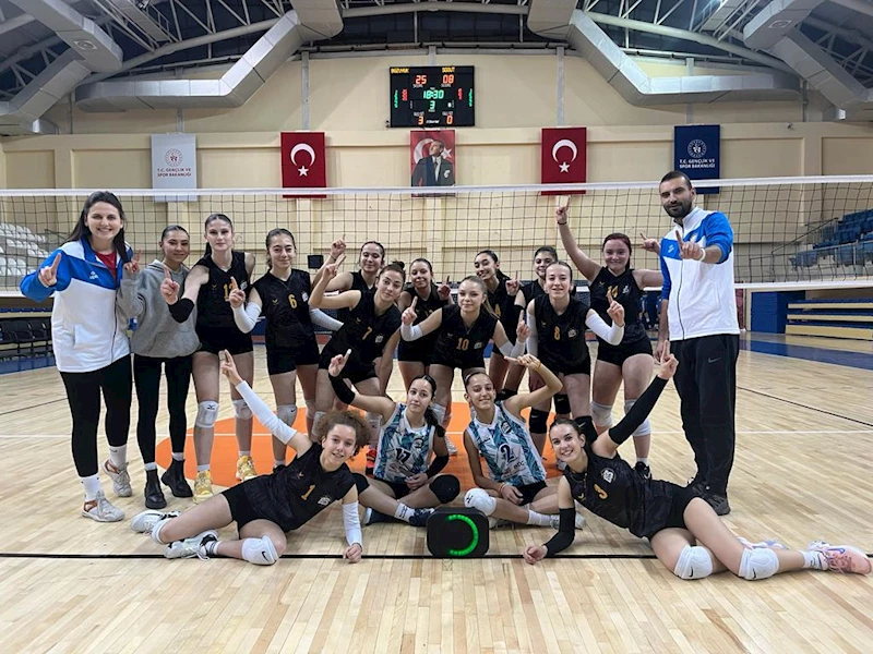 -GELENEK DEĞİŞMEDİ, “BİZİM KIZLAR” YİNE BİLECİK ŞAMPİYONU OLDU