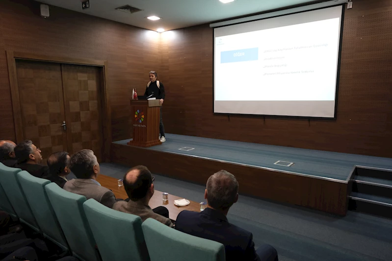 KOCASİNAN BELEDİYESİ ÇALIŞANLARINA KVKK EĞİTİMİ VERİLDİ