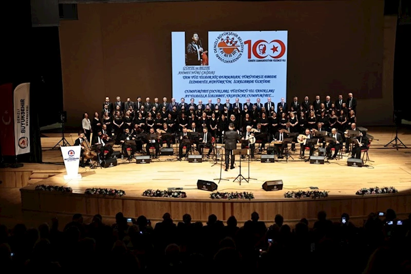 Büyükşehir Korosu izleyenleri mest etti