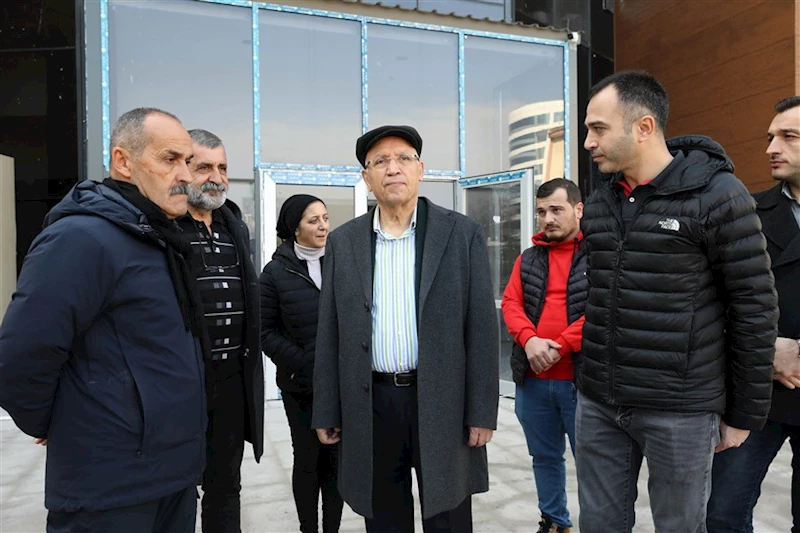 Başkan Yaşar Cami ve Cemevi İnşaatlarını Denetledi