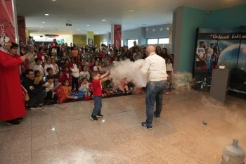 BİLİMSEVERLER MUHTEŞEM GÖSTERİDE BULUŞTU