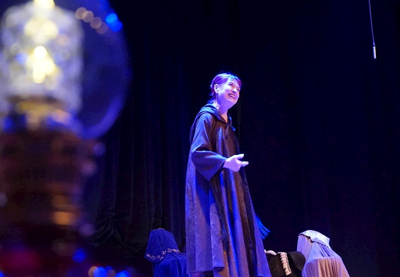 Sahne Anadolu kadınlarının