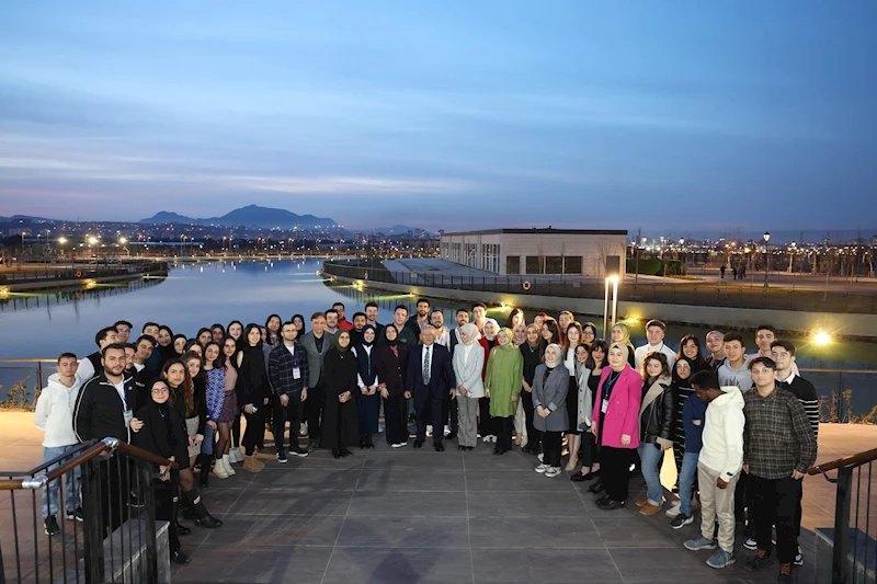 Doktor Başkan, Geleceğin Hekimleri İle Buluştu