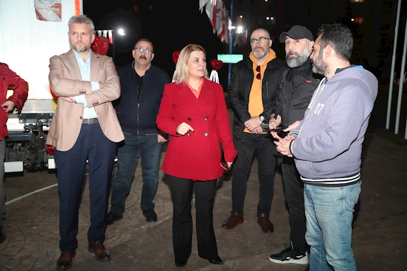 BAŞKAN HÜRRİYET TÜM İZMİTLİLERİ BÜYÜK GALAYA DAVET ETTİ