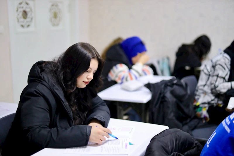 AKSARAY BELEDİYESİNDEN ÖĞRENCİLERE ÜCRETSİZ TYT AYT SINAVINA HAZIRLIK DESTEĞİ