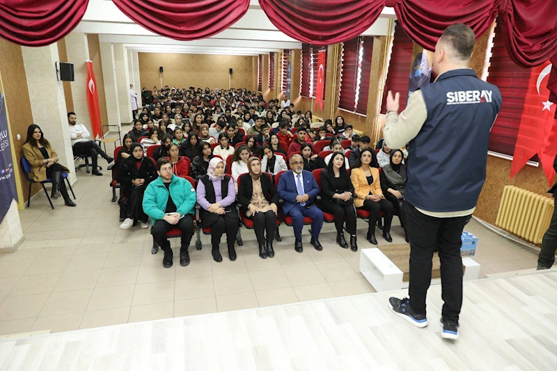 İPEKYOLU’NDA “TEKNOLOJİ BAĞIMLILIĞI VE TEKNOLOJİYİ DOĞRU KULLANMA” EĞİTİMİ VERİLDİ