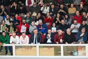 BAŞKAN TUTUK SEMT 77 YALOVASPOR’U TEBRİK ETTİ