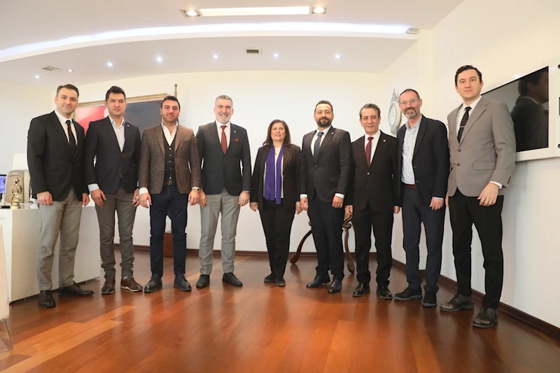 AYDINLI GENÇ İŞ İNSANLARINDAN BAŞKAN ÇERÇİOĞLU’NA ZİYARET