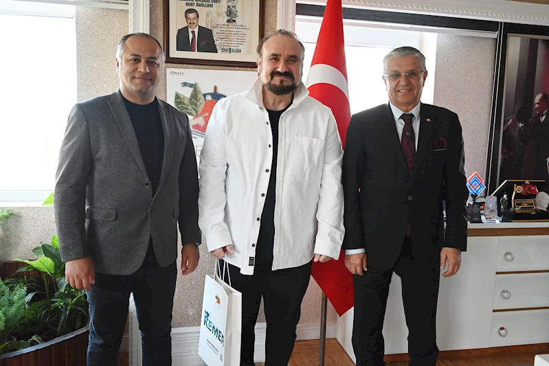 Opera sanatçısı Hakan Aysev’den Başkan Topaloğlu’na ziyaret