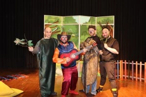 “AĞUSTOS BÖCEĞİ İLE KARINCA” ÇOCUK OYUNU BÜYÜK İLGİ GÖRDÜ