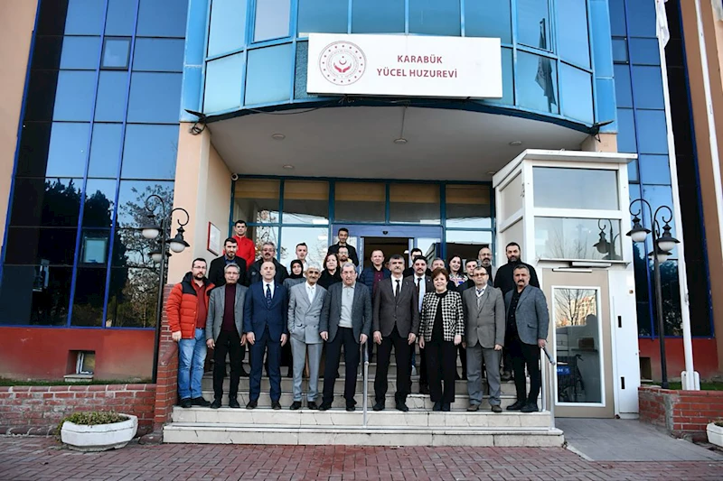 Başkan Vergili Yücel Huzurevi Sakinlerini Ziyaret Etti