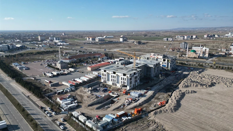 YENİ BELEDİYE BİNASINDA SONA YAKLAŞILIYOR