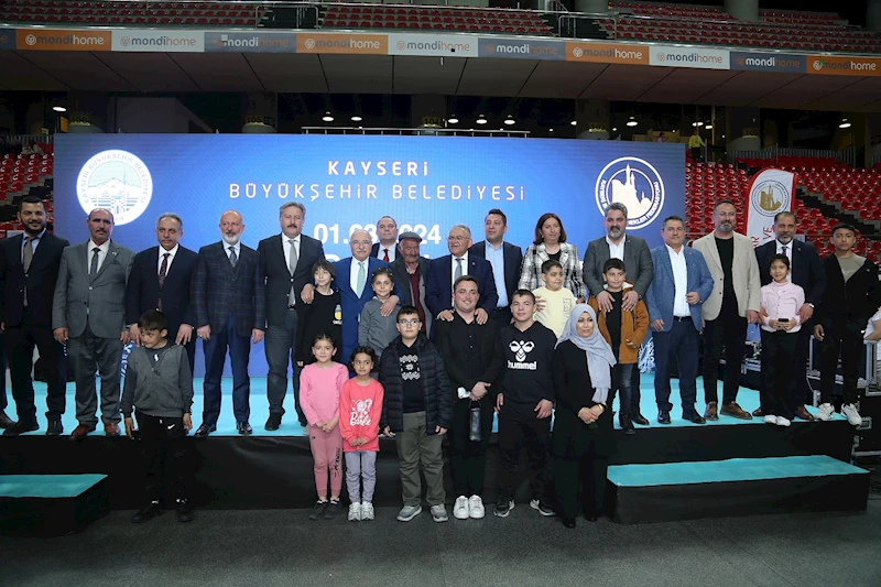 Başkan Büyükkılıç: “Birbirimizle Et Tırnak Gibiyiz”