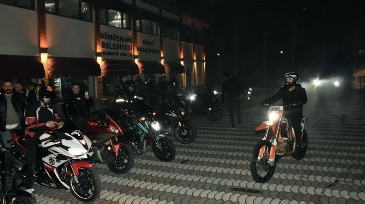 BAŞKAN ÇİMEN MOTOSİKLET KULÜBÜNÜN MİSAFİRİ OLDU