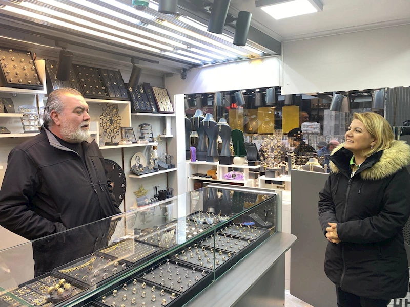 BAŞKAN HÜRRİYET, KUYUMCULAR ÇARŞISI ESNAFIYLA BULUŞTU