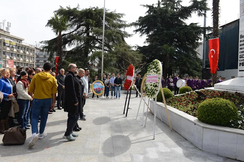 NKT, Dünya Tiyatro Günü’nü Ata’nın huzurunda kutladı
