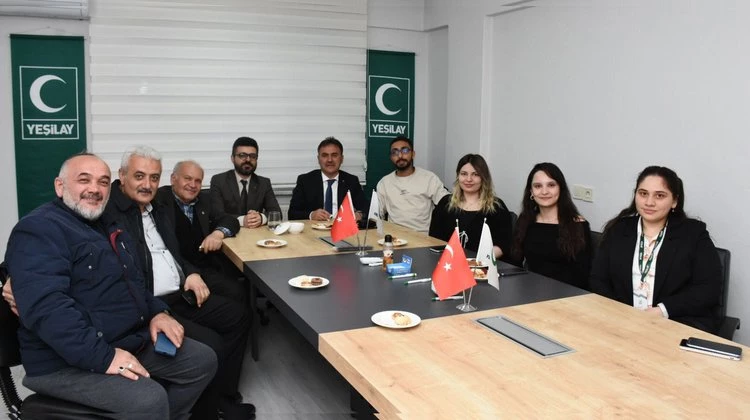 BAŞKAN ÇİMEN: “YEŞİLAY, GENÇLERİMİZİN VE GELECEĞİMİZİN SİGORTASIDIR”