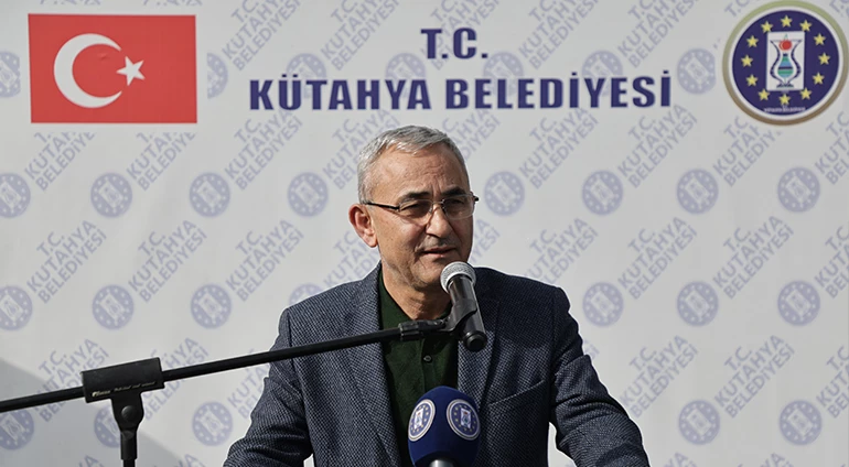 ZAFERTEPE PAZARINDA TEZGAHLAR KURULDU