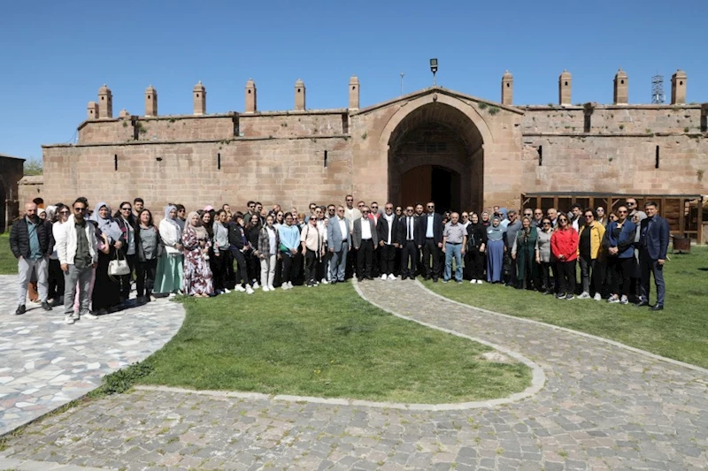 Turizm Haftası etkinlikleri kapsamında İl Kültür ve Turizm Müdürü Sn. Şükrü Dursun