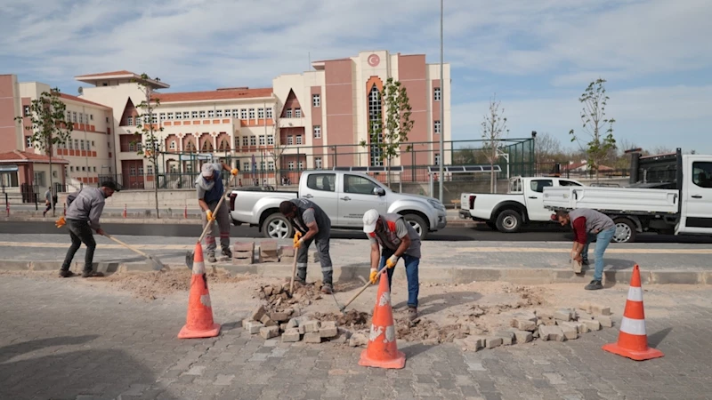 Belediye Ekiplerinden Bekdik Mahallesi’nde Yoğun Mesai