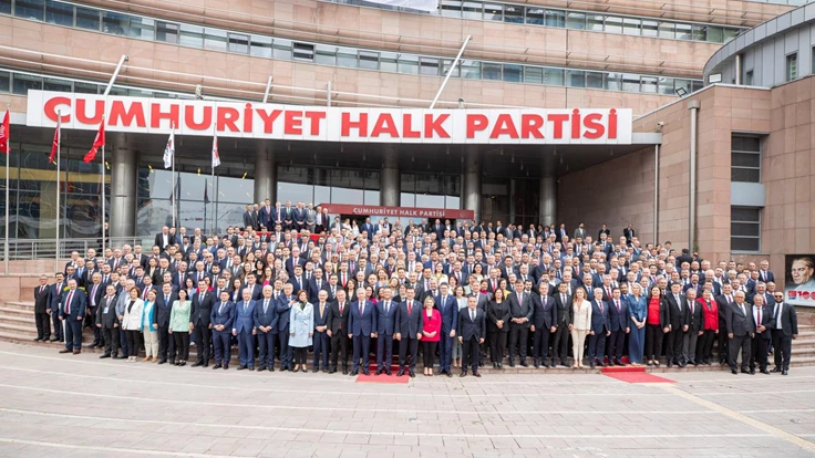 Başkan Tugay: “Vicdanımızın sesini dinlemekten asla vazgeçmeyeceğiz”