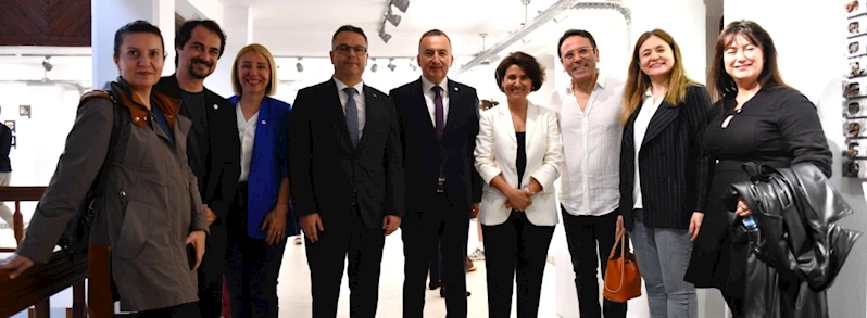 “Evvel Zamanlar” Seramik Sergisi Ziyarete Açıldı