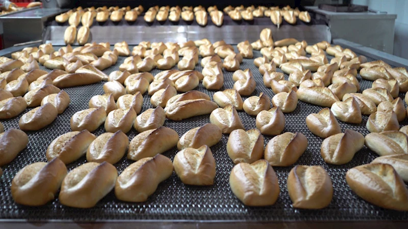 Büyükşehir, Günlük 60 Bin Ekmek ve Unlu Mamulü Vatandaşlara Ulaştırıyor