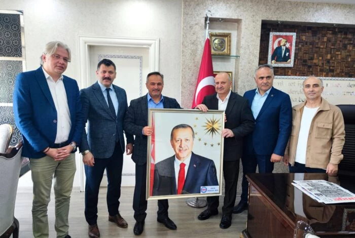 BAŞKAN TAVLI, “ŞEHRİMİZE BİRLİKTE HİZMET ETMEYİ SÜRDÜRECEĞİZ”