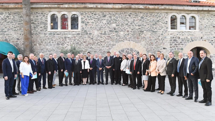 “İzmir’in kalkınması için çalışacağız”
