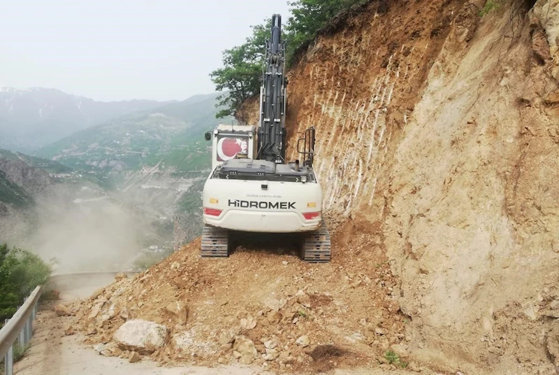 ATATEPE YOLU, YOL AÇMA VE GENİŞLETME ÇALIŞMASI SEBEBİYLE TRAFİĞE KAPALI OLACAKTIR