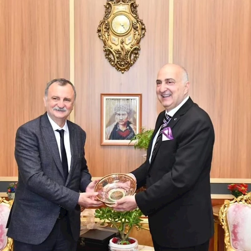 MOSB YÖNETİMİNDEN BAŞKAN BALABAN’A HAYIRLI OLSUN ZİYARETİ