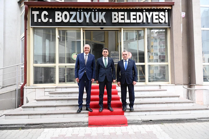 -VALİ AYGÖL’DEN BAŞKAN BAKKALCIOĞLU’NA İADE-İ ZİYARET