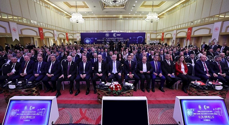 13. Çalışma Meclisi, Türkiye Yüzyılında Çalışma Hayatı: Emeğin, Sendikal Örgütlenmenin ve İstihdamın Geleceği Temasıyla Toplandı