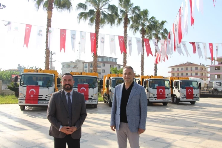 Ödemiş Belediyesi’nin Temizlik Filosuna 5 Yeni Araç Eklendi