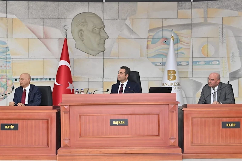 Başkan Ahmet Akın, Yöneticilerle İlk Toplantısını Yaptı