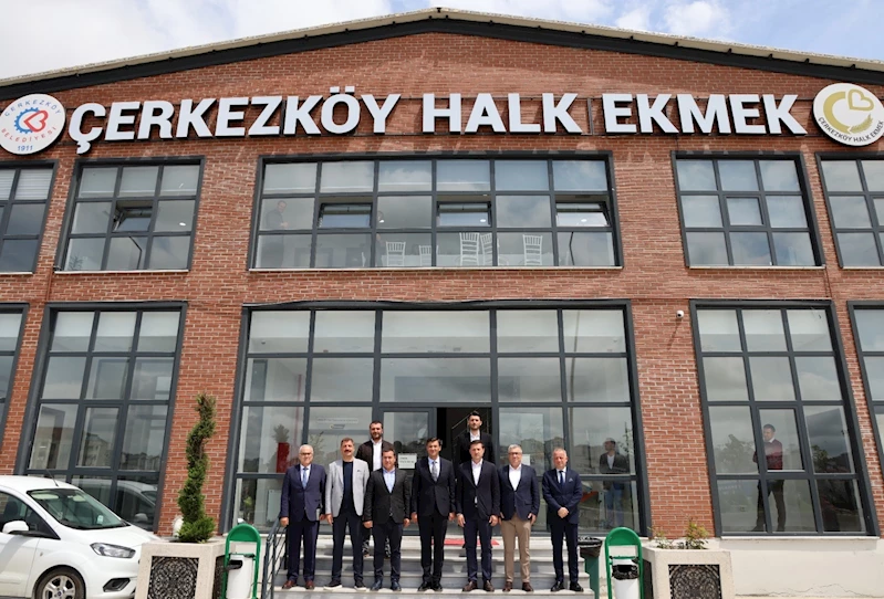 Başkan Zeyrek Halk Ekmek İçin Kolları Sıvadı