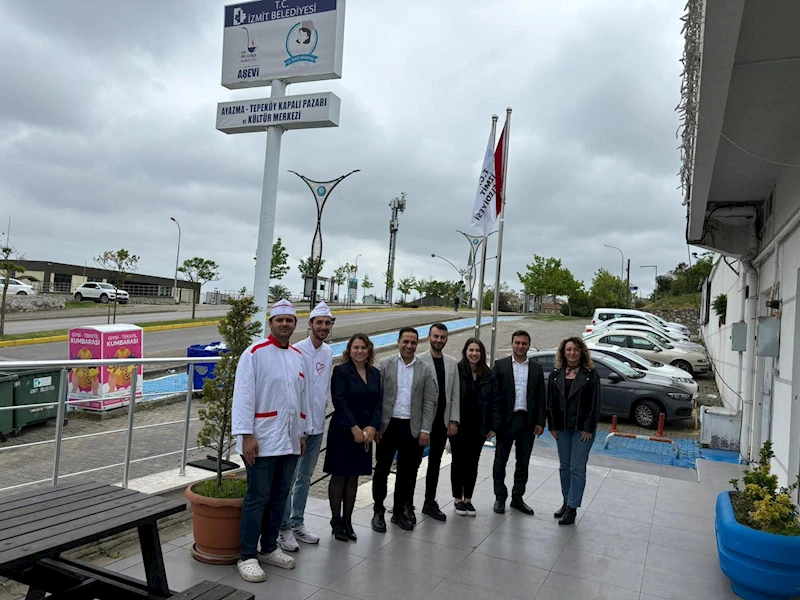 TUZLA BELEDİYESİ YETKİLİLERİNE İZMİT BELEDİYESİNİN ÖRNEK SOSYAL HİZMET UYGULAMALARI ANLATILDI