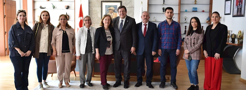 Başkan Erkek Konuklarını Ağırladı