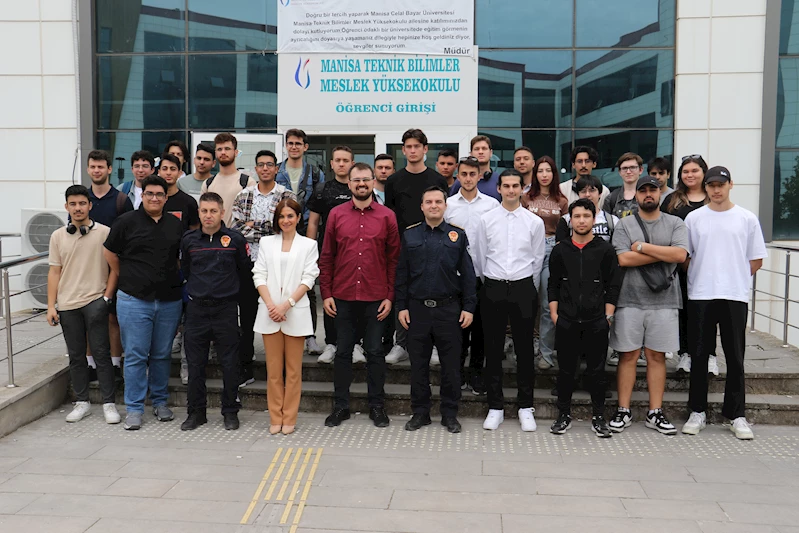 Büyükşehirden CBÜ Öğrencilerine Destek