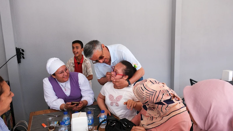 Başkan Topaloğlu engellilerle bir araya geldi