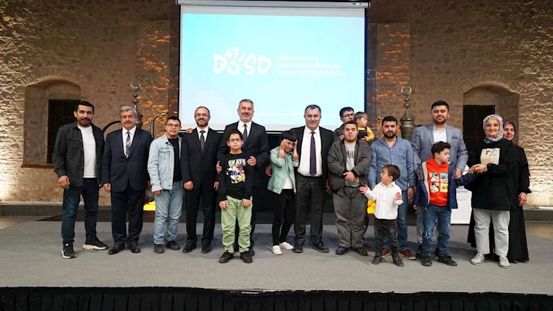 PROF. DR. AKÇA; “DOSD MERAM, DOWN SENDROMLULAR VE AİLELERİ İÇİN ÇOK KIYMETLİ HİZMETLER VERİYOR”