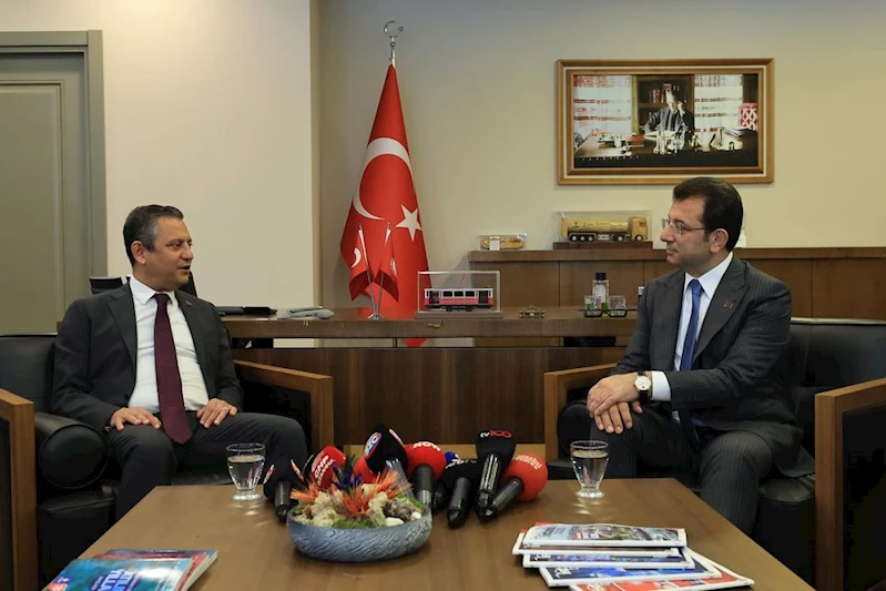 CHP GENEL BAŞKANINDAN İMAMOĞLU’NA TEBRİK ZİYARETİ