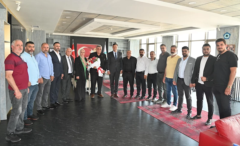 Manisa Celaliler Federasyonu’ndan Başkan Zeyrek’e Tebrik Ziyareti